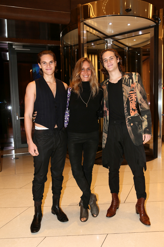 SERENAY X MAVI ICON'A ÖZEL TANITIM