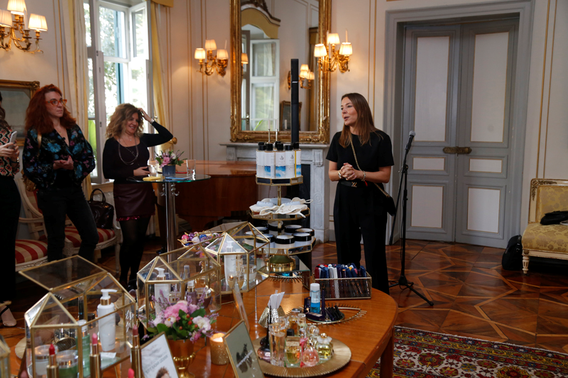 İSVEÇ KONSOLOSLUĞU'NDA ORIFLAME DAVETİ 