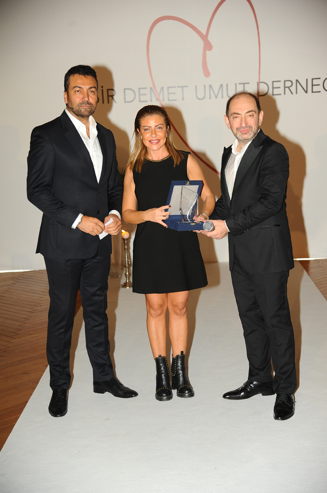 BİR DEMET UMUT DERNEĞİ’NDEN ÇOCUKLARA UMUT IŞIĞI