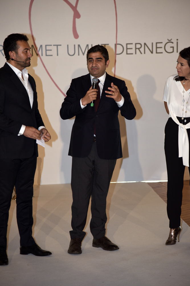 BİR DEMET UMUT DERNEĞİ’NDEN ÇOCUKLARA UMUT IŞIĞI