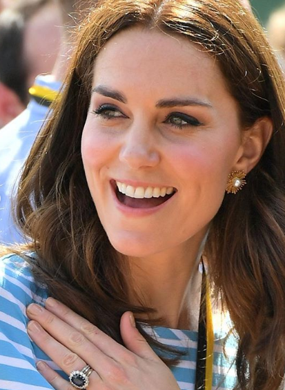 LADY GAGA VE KATE MIDDLETON'IN ORTAK YANI