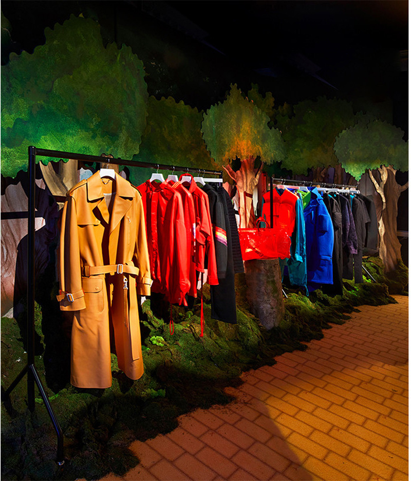 VIRGIL ABLOH’DAN İLK POP UP MAĞAZA