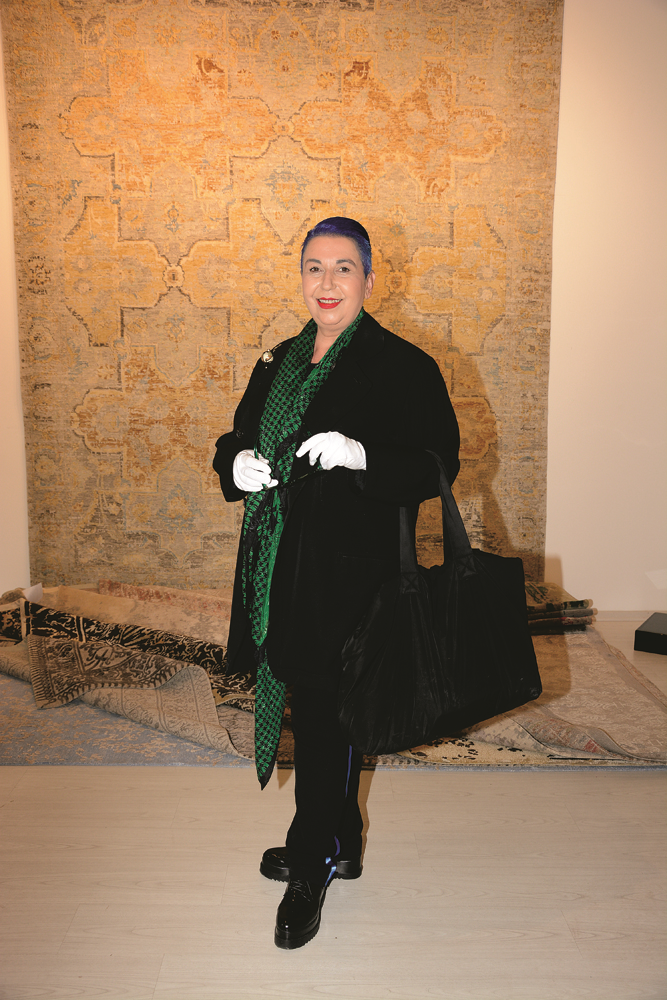 METREKARE HALI TASARIM TOMTOM SOKAKTA'DA