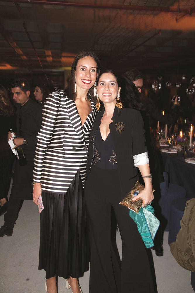 SERENAY SARIKAYA'DAN MAVİ'Lİ ENERJİ