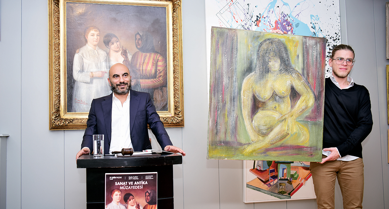 VERA MEZAT'TA MÜZAYEDE