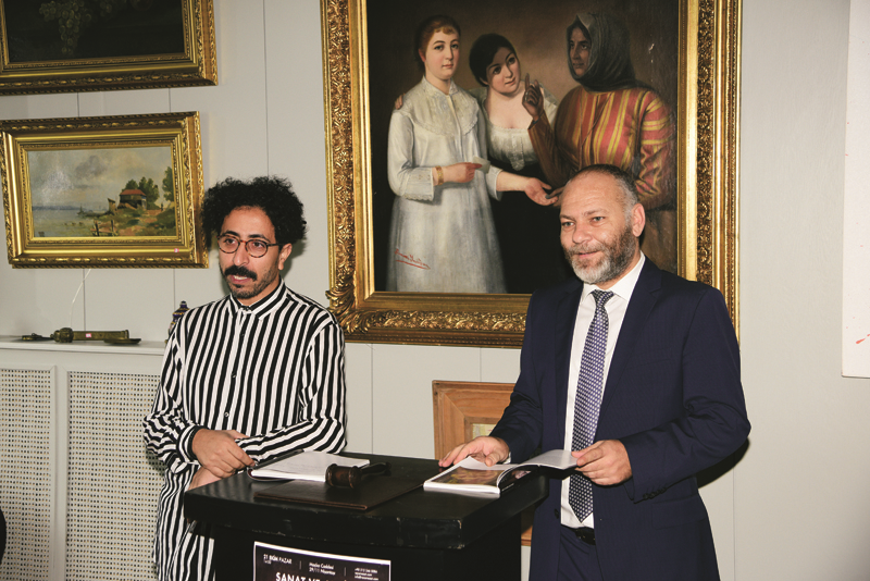 VERA MEZAT'TA MÜZAYEDE