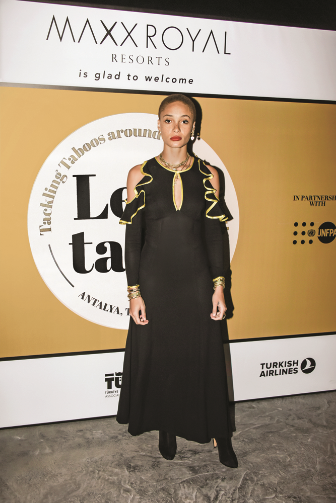 LET'S TALK'TA CİNSİYET EŞİTLİĞİ KONUŞULDU