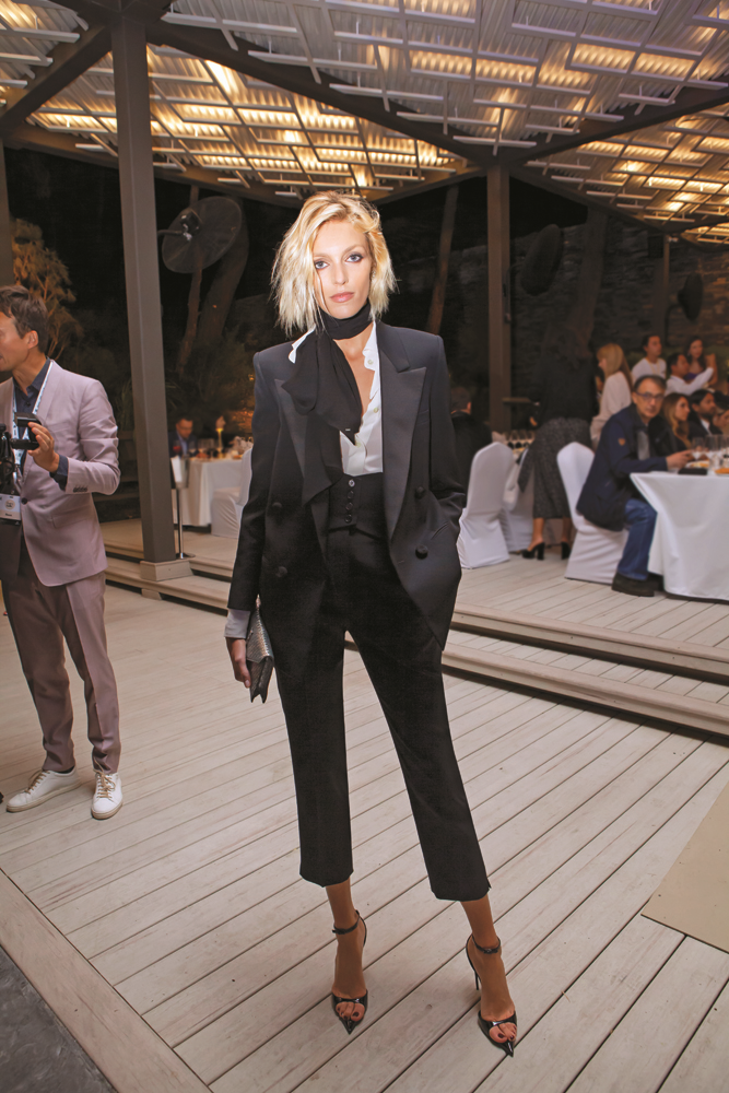 LET'S TALK'TA CİNSİYET EŞİTLİĞİ KONUŞULDU