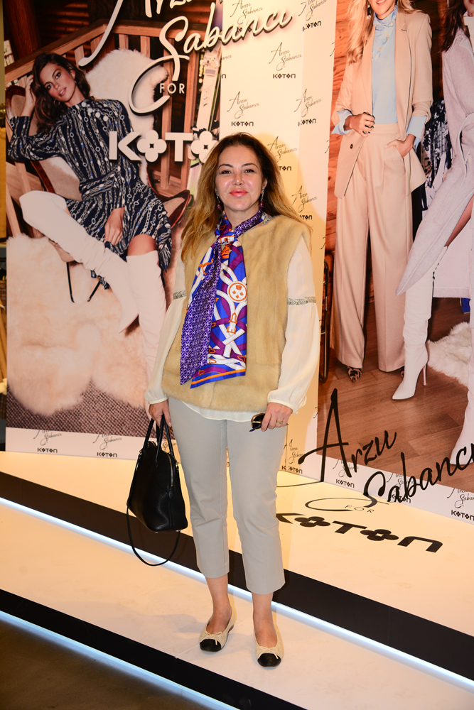 ARZU SABANCININ ALIŞVERİŞ PARTİSİ