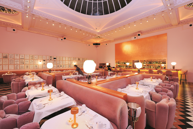 KATERINA MATRIYIANNI'NIN LÜKSLERİ 