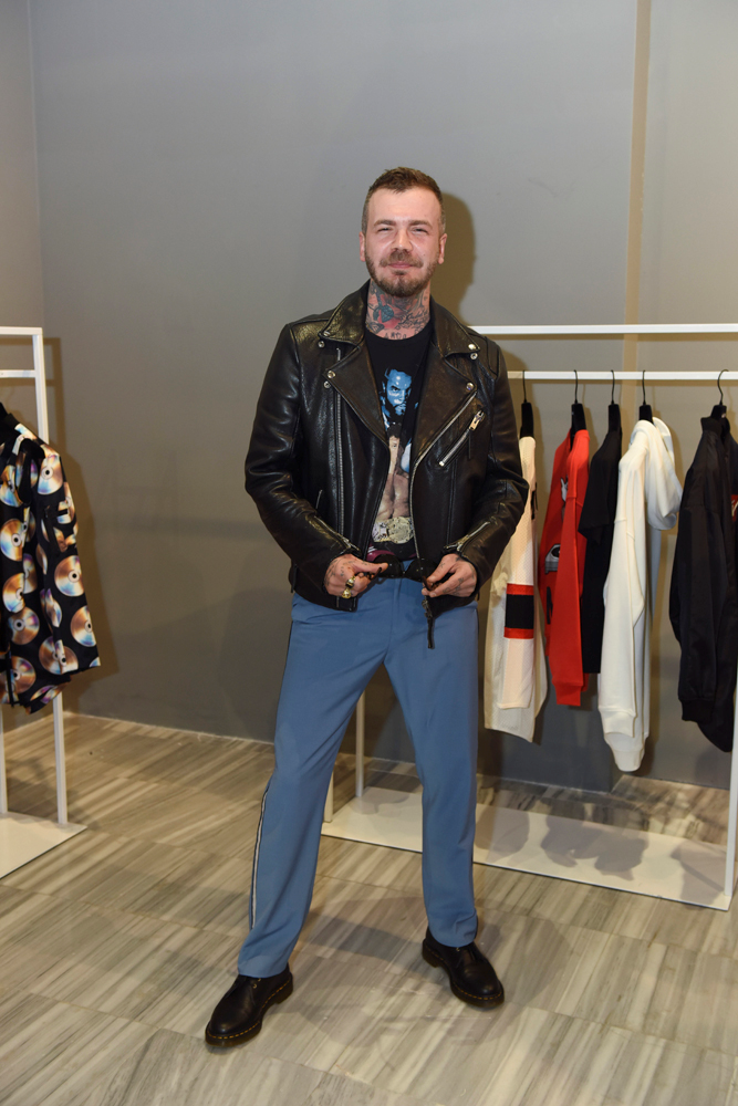 H&M MOSCHINO İŞ BİRLİĞİNİ TANITTI