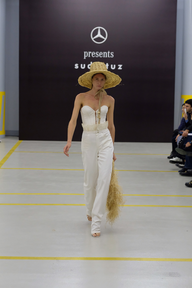 SUDI ETUZ TİFLİSTEYDİ