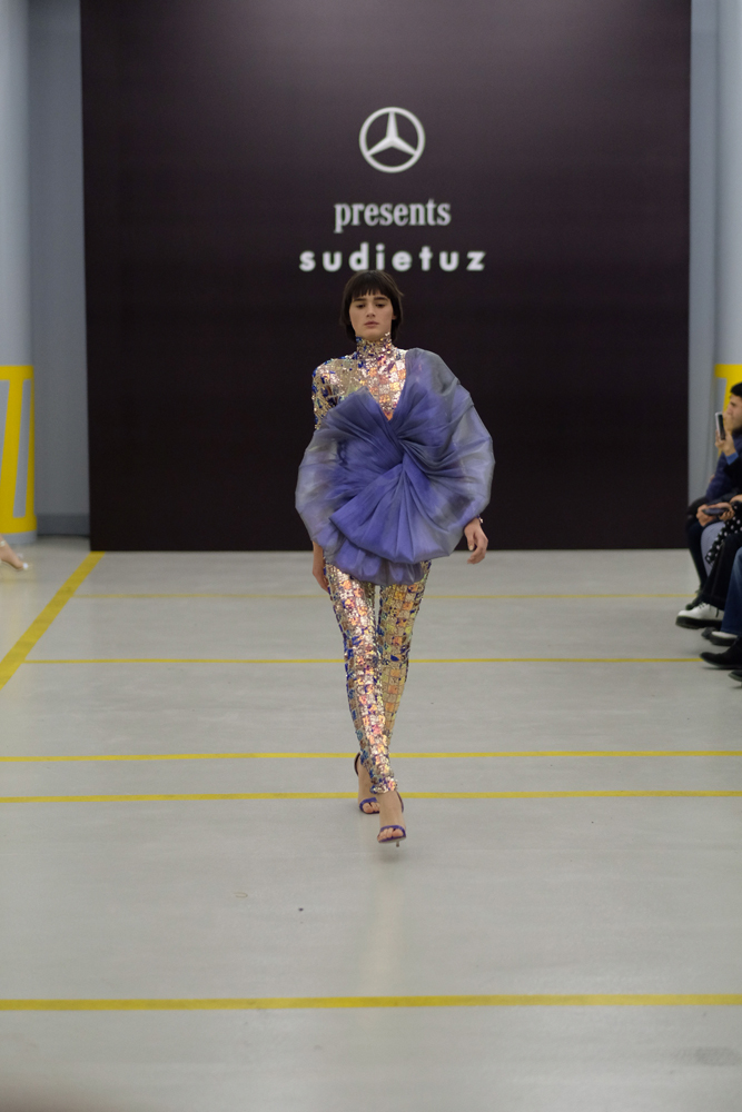 SUDI ETUZ TİFLİSTEYDİ