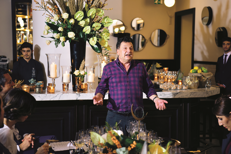 VEDAT MİLOR İLE EMAAR AVM GASTROLOKAL'DE TADIM GECESİ