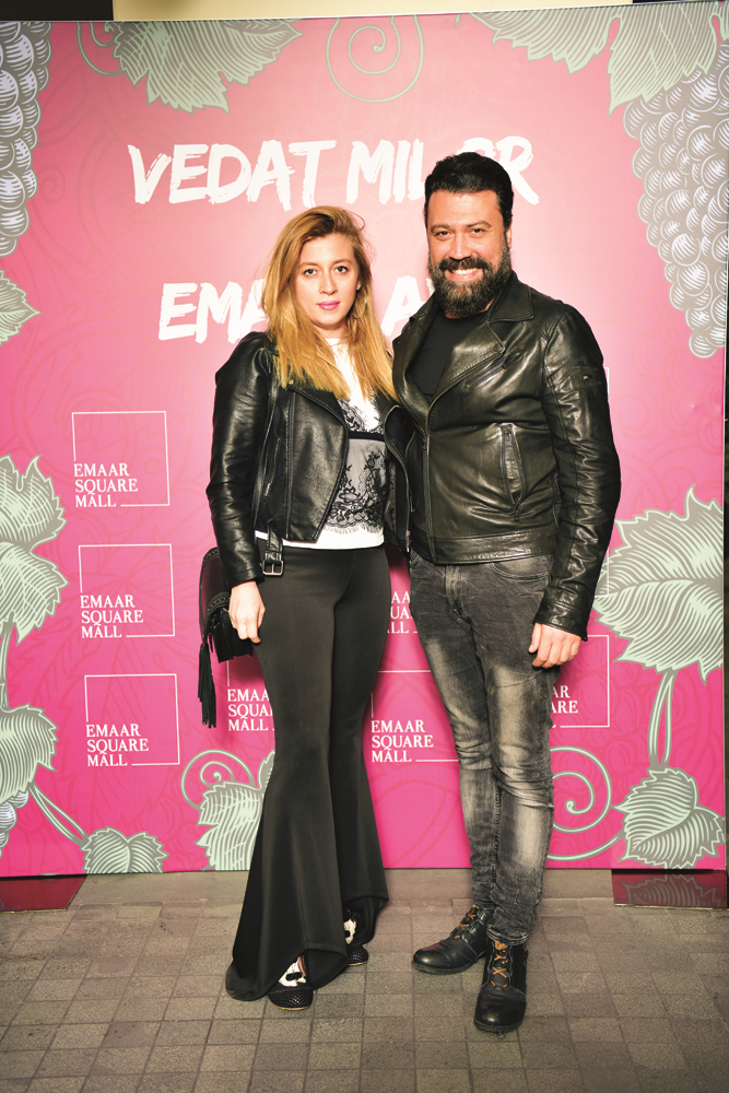 VEDAT MİLOR İLE EMAAR AVM GASTROLOKAL'DE TADIM GECESİ