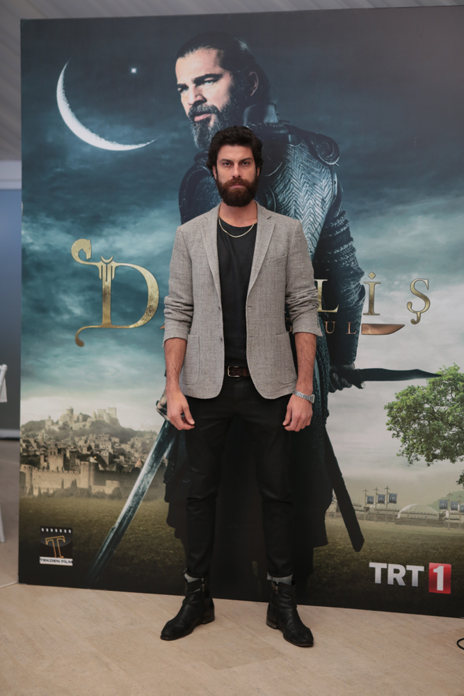 DİRİLİŞ ERTUĞRUL İLK BÖLÜM