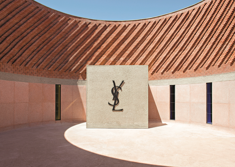 DÜNYADAKİ ÜNLÜ SANAT GALERİLERİ