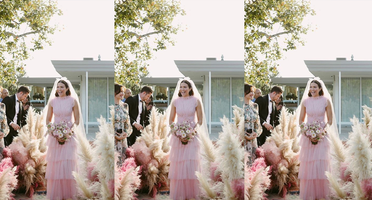 MANDY MOORE'UN PEMBE GELİNLİĞİ