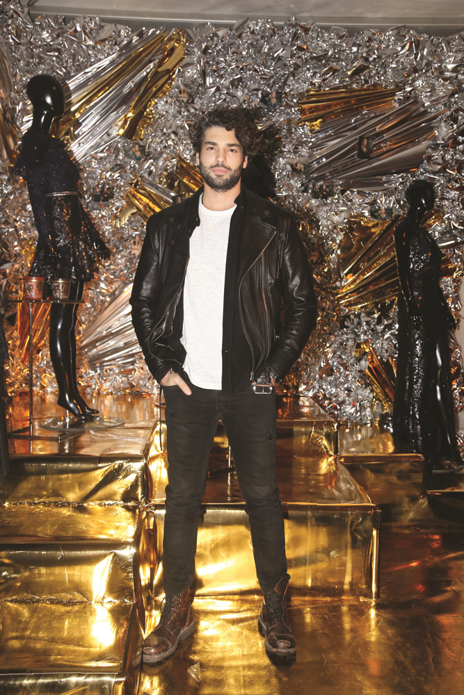 TUVANAM X TRENDYOL X MAGNUM KOLEKSİYONU TANITILDI