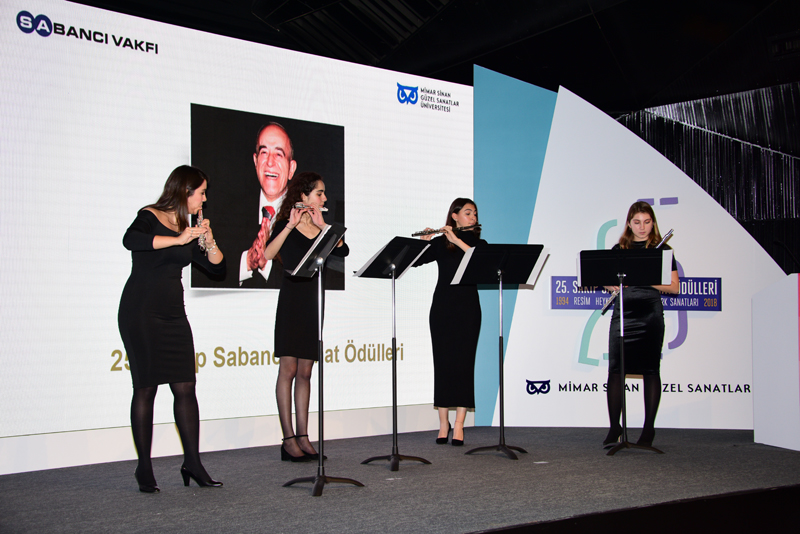 SAKIP SABANCI ÖDÜLLERİ VERİLDİ