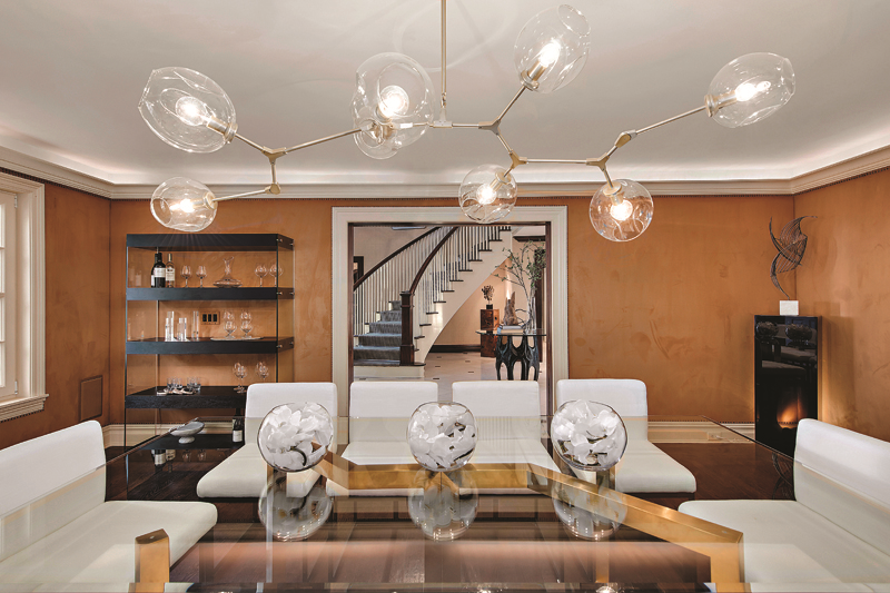 TOMMY HILFIGER'IN EVİ SATIŞTA