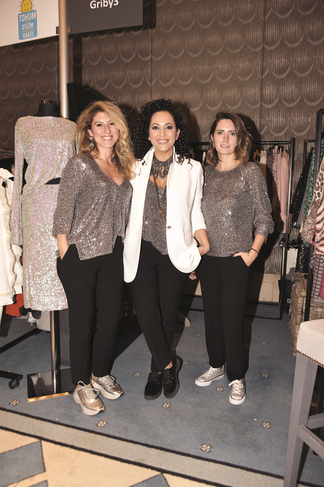 TOHUM OTİZM ALIŞVERİŞ FESTİVALİ'NE YOĞUN KATILIM