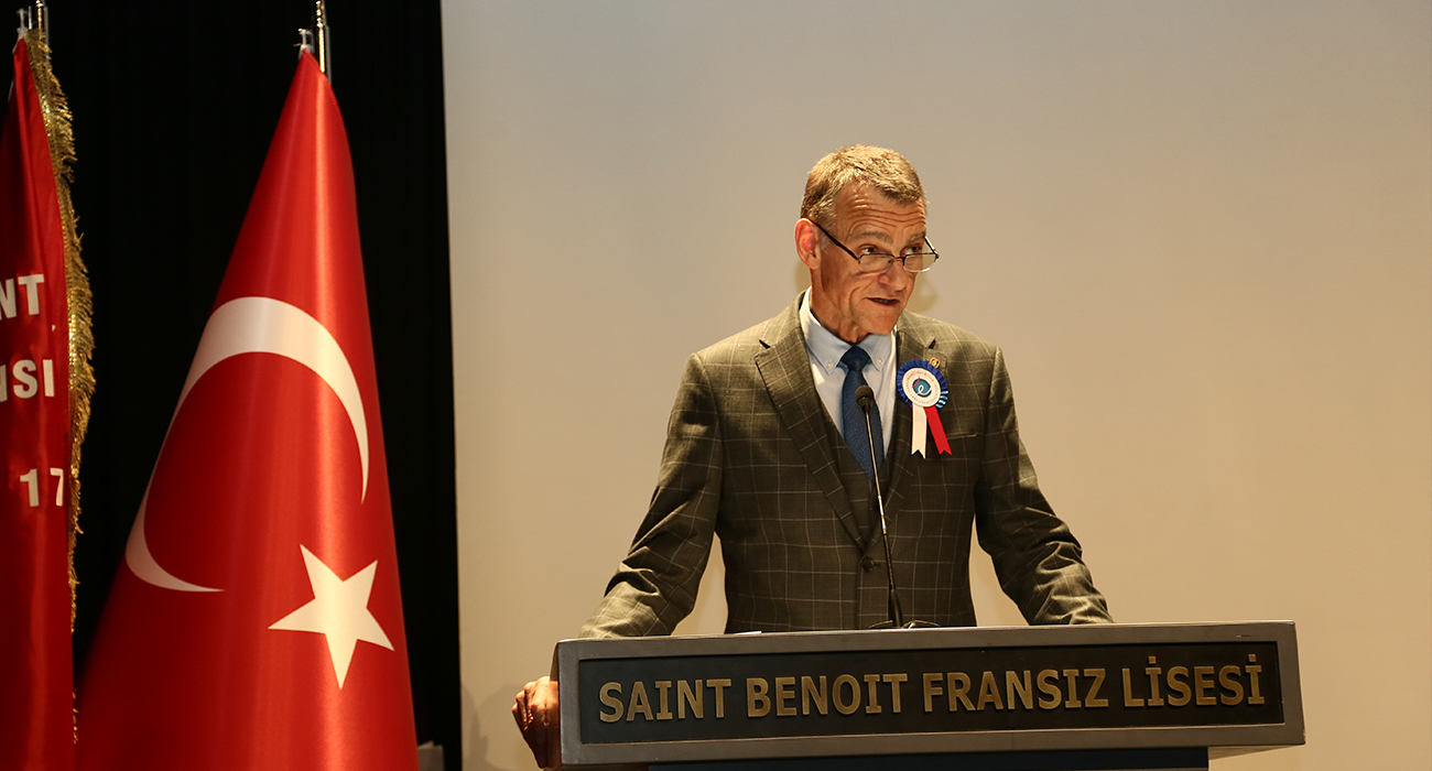 SAINT BENOIT LİSESİ'NİN ANLAMLI GÜNÜ