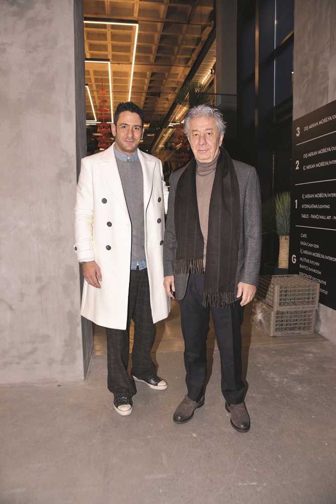 MUDO'NUN EN BÜYÜK MAĞAZASI AÇILDI