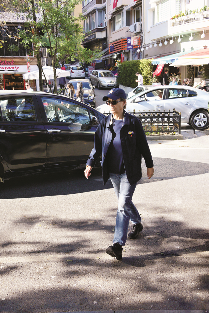 İSTANBUL CADDELERİ