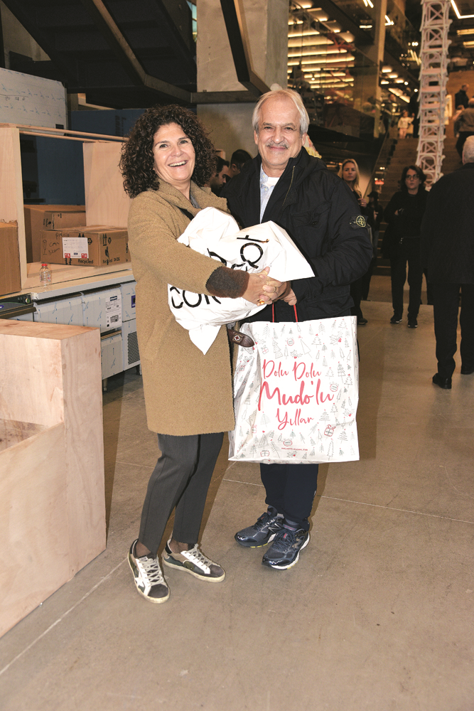 MUDO'NUN EN BÜYÜK MAĞAZASI AÇILDI