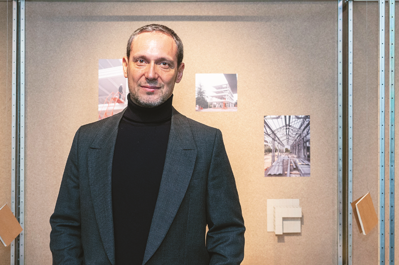 İNSANIN TEMEL SORUNSALI MEKANA DAİR