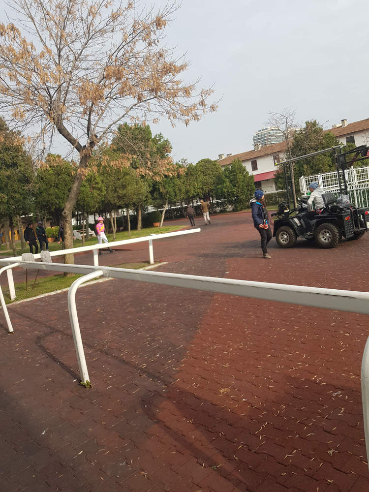 KRISTEN STEWART FİLM ÇEKİMİ İÇİN İSTANBULDA