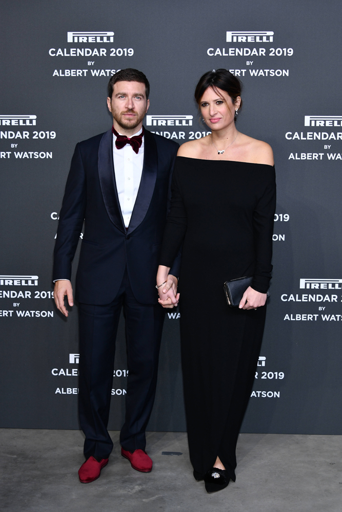 PIRELLI TAKVİM GALASINA ÜNLÜ AKINI