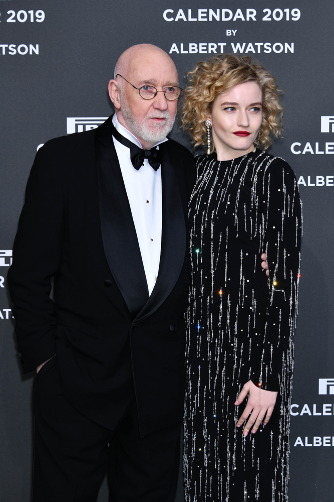 PIRELLI TAKVİM GALASINA ÜNLÜ AKINI