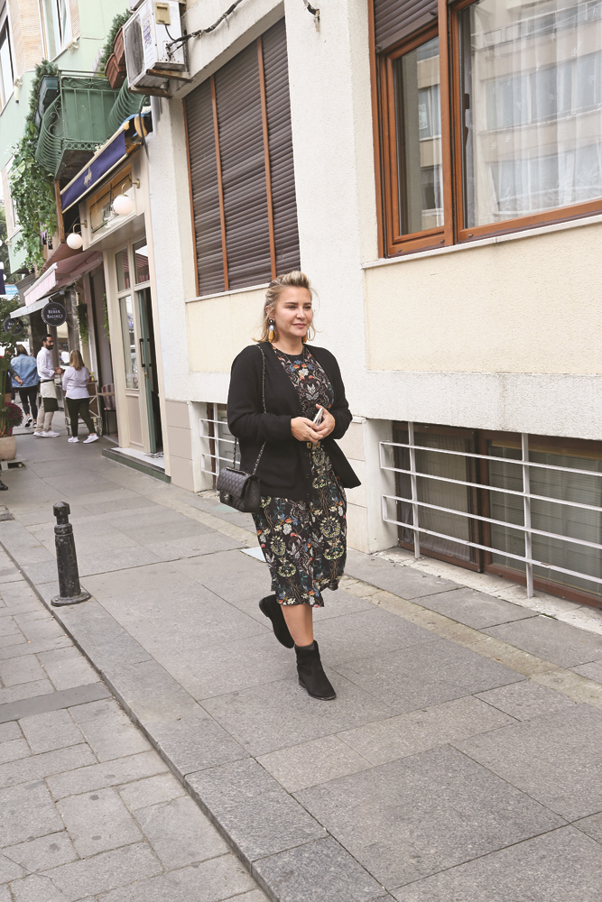 İSTANBUL CADDELERİ