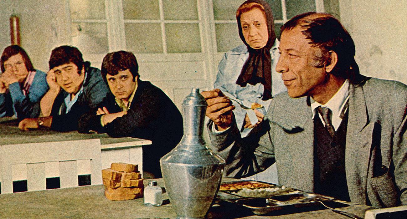 EN SEVİLEN ADİLE NAŞİT FİLMLERİ