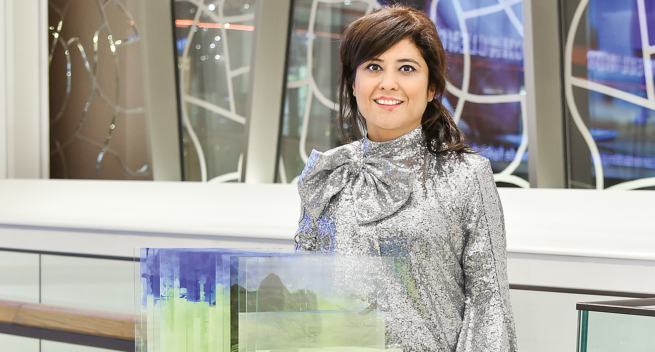 ARDAN ÖZMENOĞLU'NDAN 18 KATMAN CAM HEYKELLER