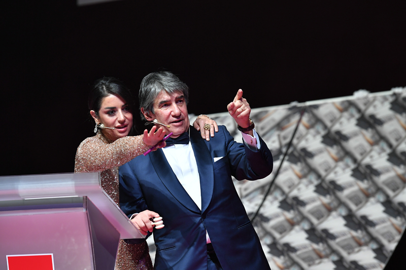 GALA MODERNDE EĞİTİME DESTEK