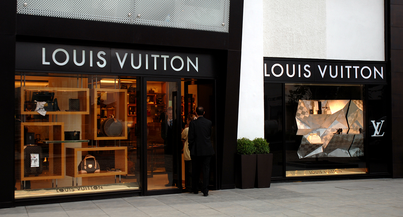 LOUIS VUITTON'DAN BÜYÜK HAMLE