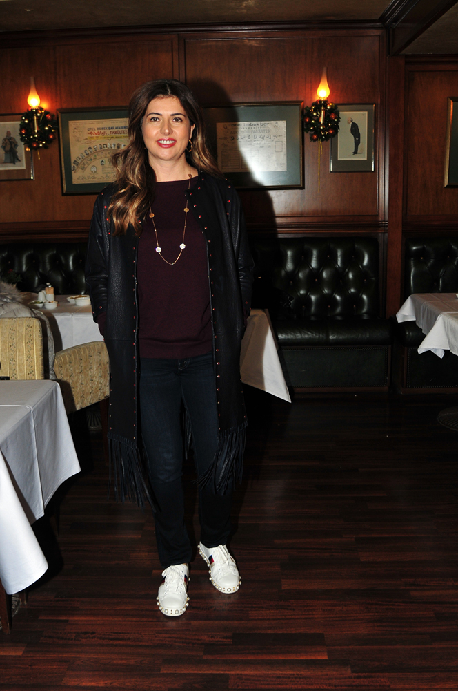 YENİ YILI KARŞILAMA PARTİSİ