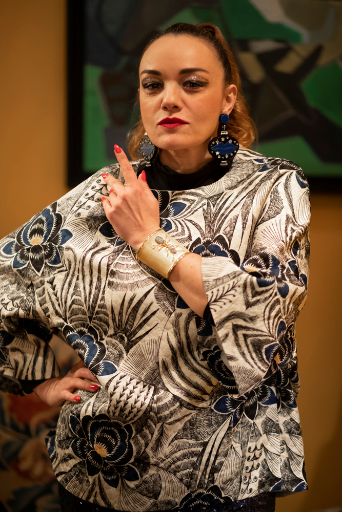 BEGÜM KHAN'IN PARİS DAVETİ