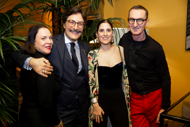 BEGÜM KHAN'IN PARİS DAVETİ