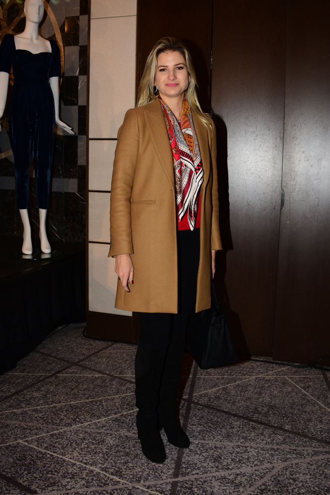 YENİ KOLEKSİYON İLGİ ÇEKTİ