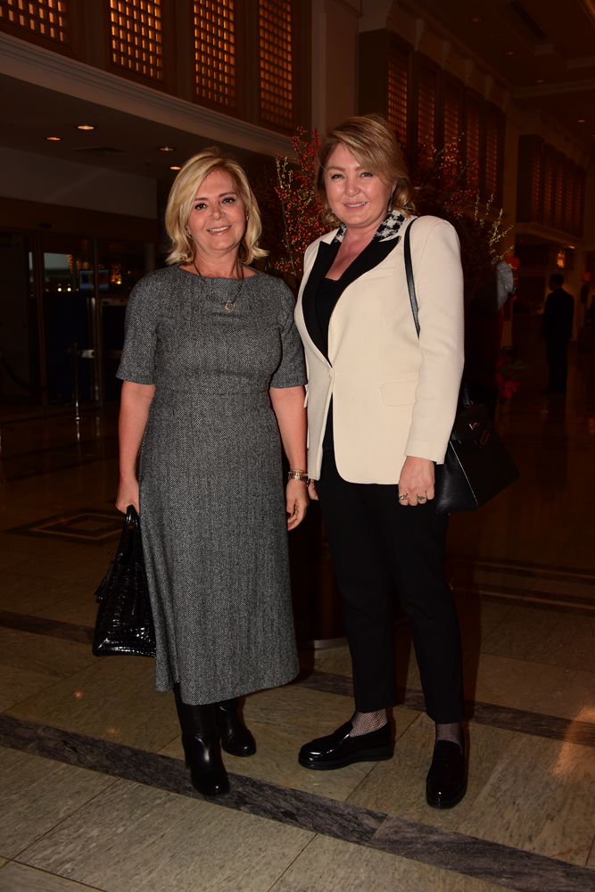 SAFFET EMRE TONGUÇ'UN İSTANBUL'U İLHAM ALAN FİNCANLARI