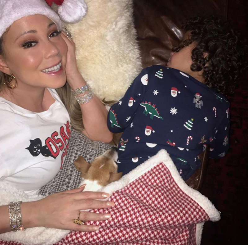 ÜNLÜLERDEN NOEL KUTLAMALARI