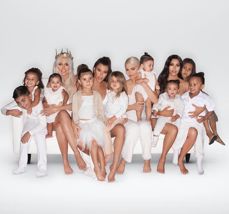 ÜNLÜLERDEN NOEL KUTLAMALARI