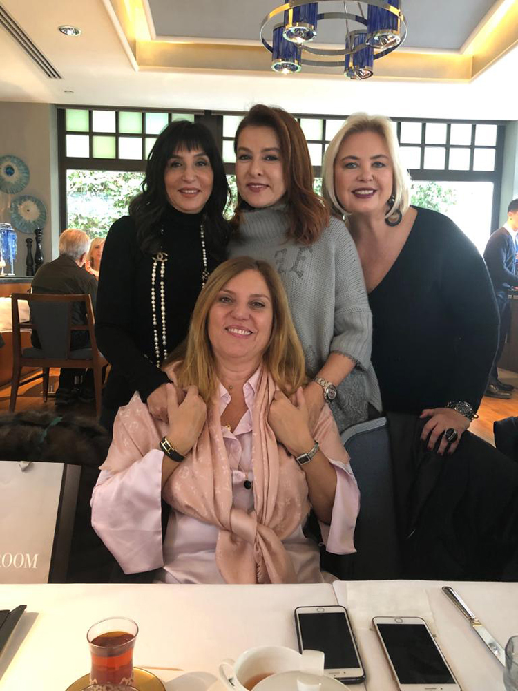 HÜLYA BİREN DOĞUM GÜNÜNÜ KUTLADI