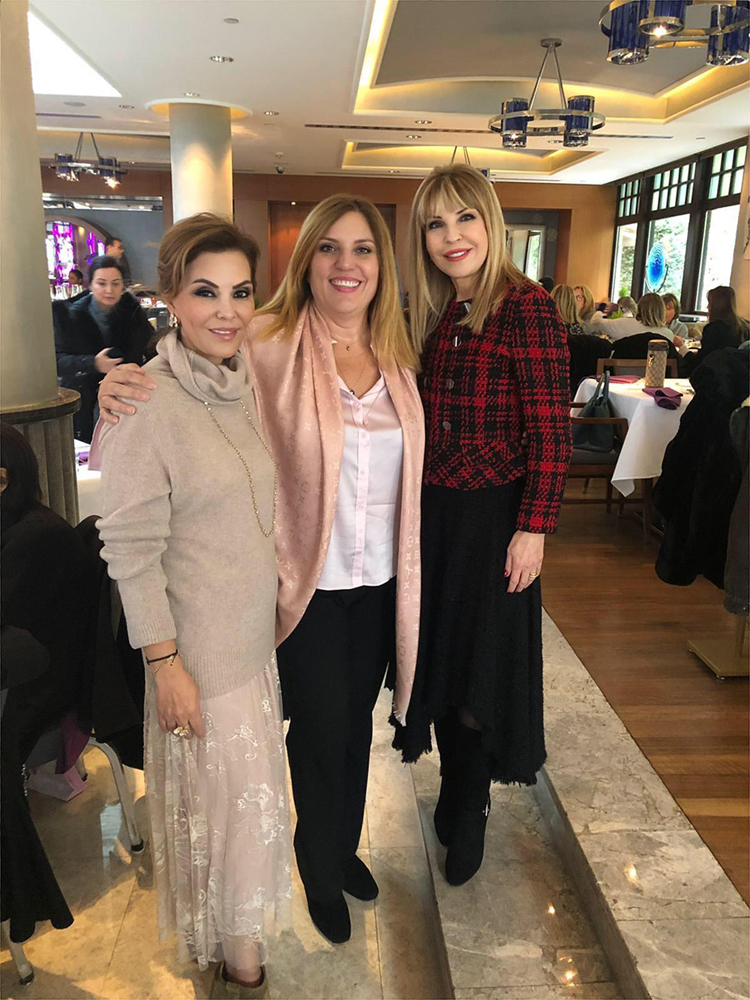 HÜLYA BİREN DOĞUM GÜNÜNÜ KUTLADI