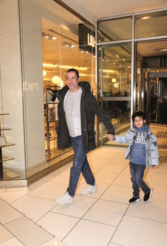 İSTANBUL CADDELERİ