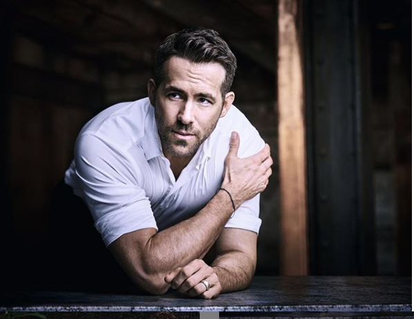 ARMANI FRAGNANCE'IN YENİ YÜZÜ RYAN REYNOLDS 